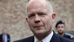 Menlu Inggris, William Hague mundur dari Kabinet Cameron setelah empat tahun menjabat sebagai diplomat nomor satu negara kerajaan tersebut. (REUTERS/Heinz-Peter Bader)