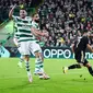 Real Madrid sukses melumat tuan rumah Celtic tiga gol tanpa balas pada laga perdana Grup F Liga Champions yang digelar di Celtic Park, Glasgow, Selasa (6/9/2022). (AFP/Andy Buchanan)