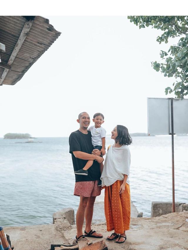 6 Potret Andien Aisyah dengan Keluarga Kecilnya, Umumkan Kehamilan Kedua