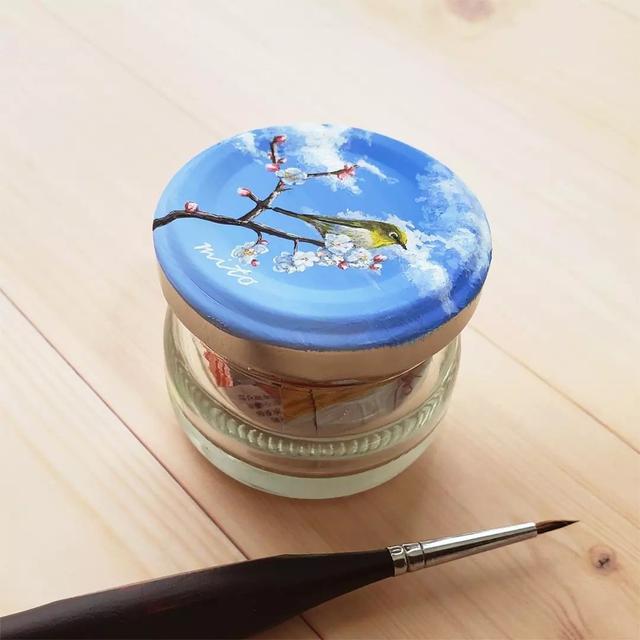 Lukisan di Tutup Botol