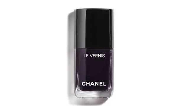 Burgundy: Tren Warna Makeup Akhir Tahun untuk Sambut Musim Dingin 2024