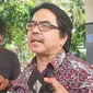 Dosen UI Ade Armando mendatangi Polda Metro Jaya, Jumat (8/11/2019). (Merdeka.com/ Tri Yuniwati Lestari)