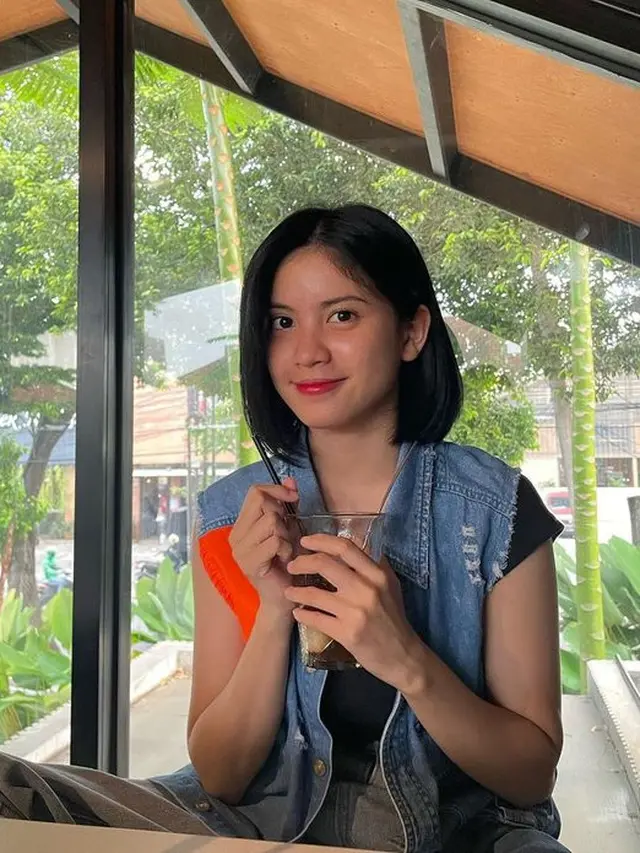 Melati Putri Rahel Sesilia alias Melati eks JKT48. (Instagram @melati.sesilia)