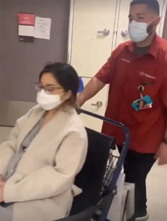 Nikita Willy (Instagram/yorafebrina)