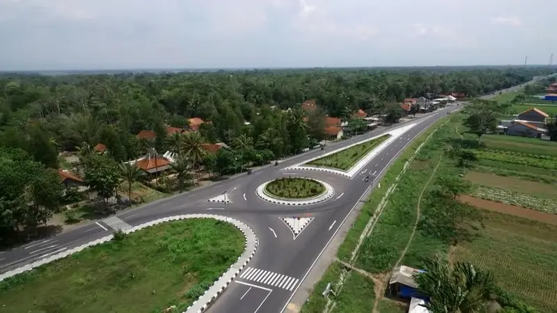 Jalan Nasional Lintas Selatan-Selatan alias Jalan Dandels, Kebumen, Jawa Tengah. (Foto: Liputan6.com/Polres Kebumen/Muhamad Ridlo)