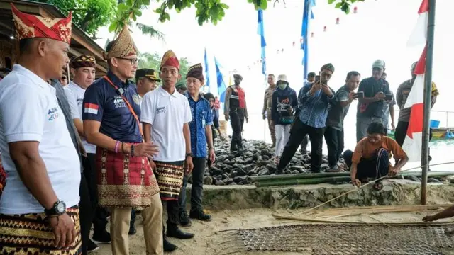 Menparekraf) Sandiaga Uno di Pulau Pahawang Lampung
