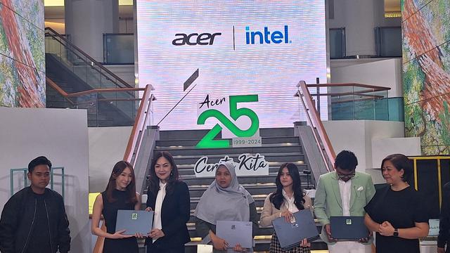Memperingati 25 tahun Acer Indonesia, perusahaan memberikan apresiasi kepada anak-anak muda yang dinilai telah berprestasi dan menginspirasi banyak orang melalui karya-karyanya. (Liputan6.com/Giovani Dio Prasasti)