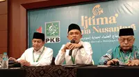 Wakil Sekretaris Dewan Syura PKB, KH Maman Imanulhaq memaparkan hasil rekomendasi Ijtima Ulama Nusantara.