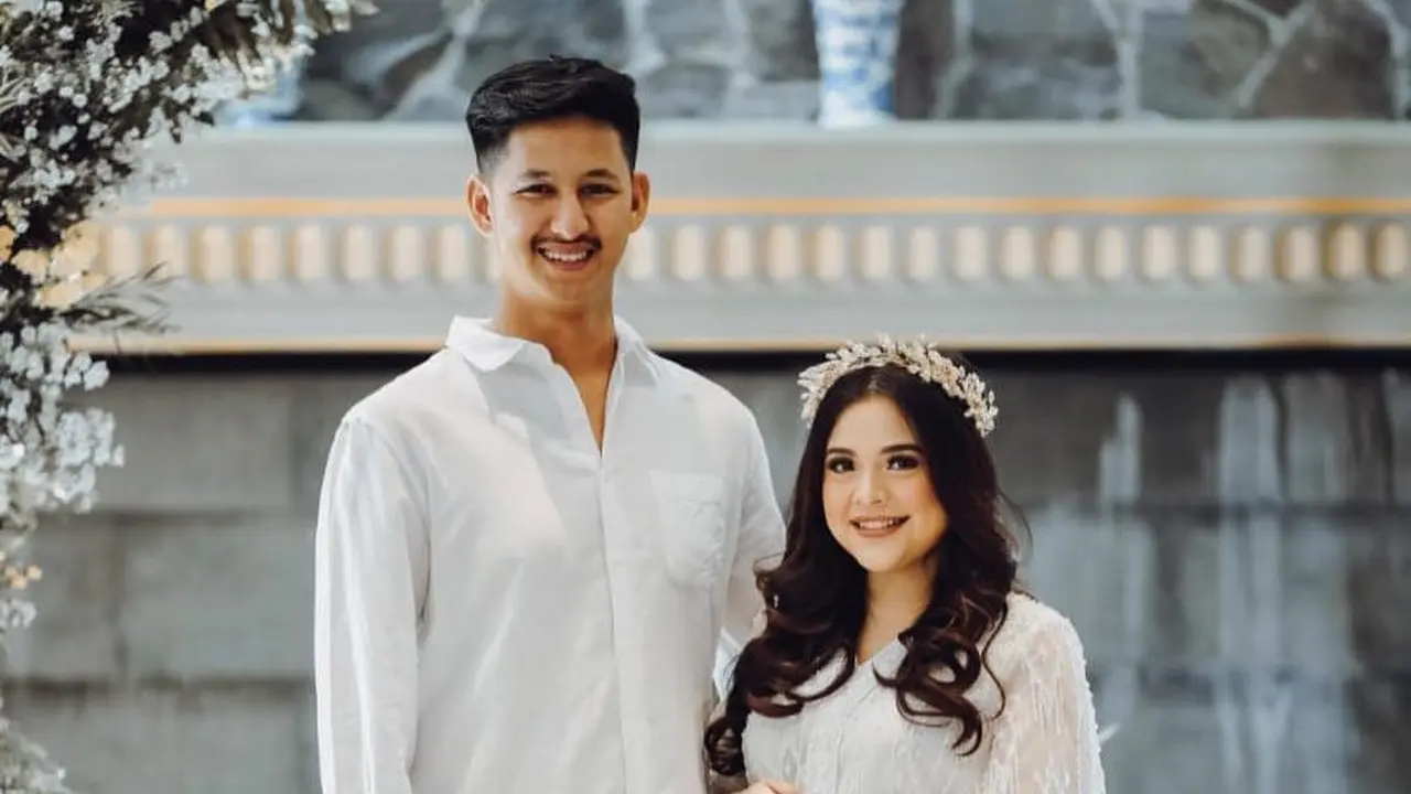 Tasya Kamila dan Randi Bachtiar ikut kelas parenting.