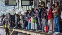 Mudik Lebaran 2026, Okupansi Kereta Api Lewati 100%
