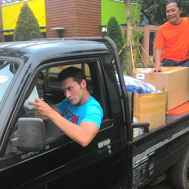 6 Potret Kebersamaan Indra Bruggman dan Yusuf Surya, Tetap Kompak