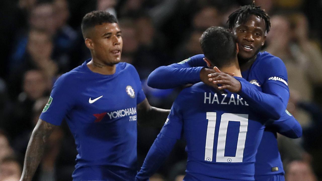 FOTO: Michy Batshuayi Hattrick, Chelsea Gilas Nottingham Forest