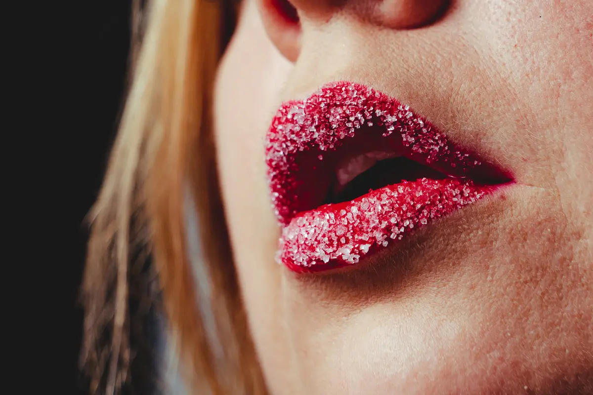 lipstik-kezo