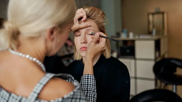 Penyebab Kerutan di Bawah Mata