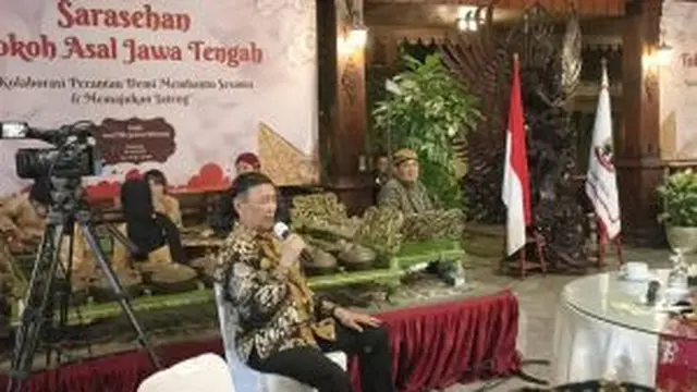 Jenderal TNI Purnawirawan Wiranto dalam sarasehan tokoh asal Jawa Tengah dengan Tema 'Kolaborasi Perantau Demi Membantu Sesama dan Memajukan Jawa Tengah', di Rumah Joglo, Cipayung. (Foto: Istimewa)