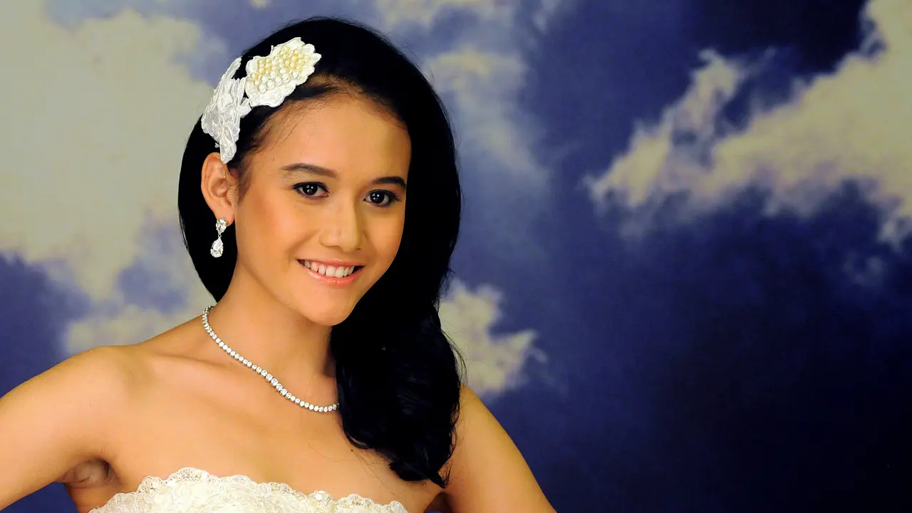 Yashinta Micel