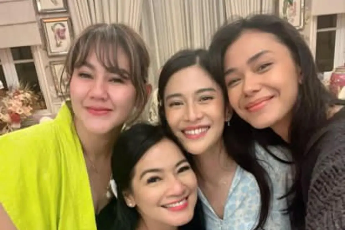 Potret geng AADC bertemu kembali (Sumber: Instagram/titi_kamall)