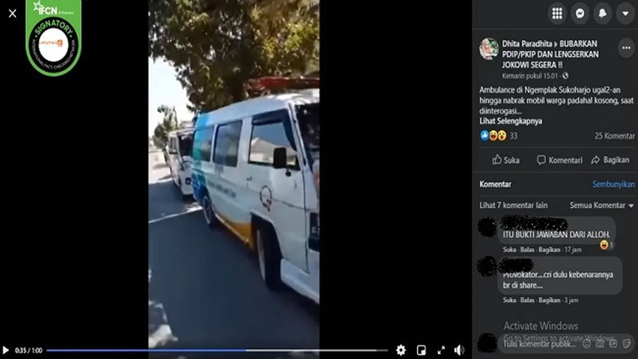 Gambar Tangkapan Layar Video yang Diklaim Ambulans Ugal-ugalan hingga Tabrak Mobil Warga di Sukoharjo (sumber: Facebook).