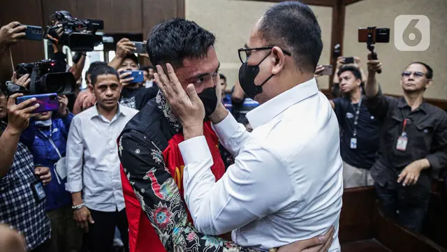 Divonis 12 Tahun Penjara