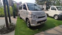 Daihatsu Gran Max terbaru model Mini Bus (Otosia.com/Arendra Pranayaditya)