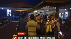 Pasca-kebakaran yang terjadi di terminal keberangkatan domestik Bandara Internasional I Gusti Ngurah Rai, ratusan calon penumpang sempat terlantar.