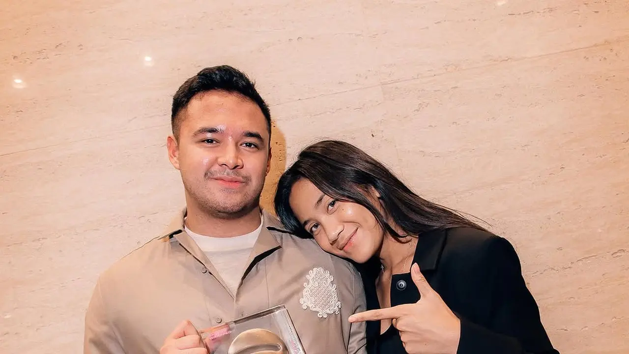 Potret Nadhif Basalamah dan Calon Istri