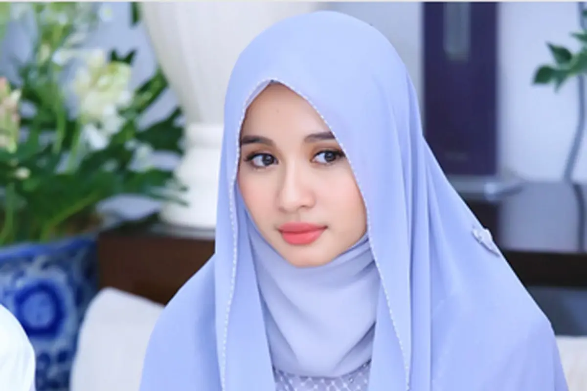 [Bintang] Laudya Cynthia Bella