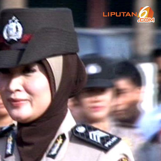 Video Polwan Kian Tampil Cantik Dengan Paduan Jilbab Seragam News Liputan6 Com
