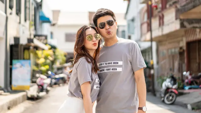 pasangan cinta bahagia kencan romantis