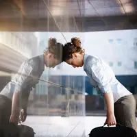 Meski dia adalah pemimpin yang buruk, bukan berarti enggak ada sisi baik yang bisa kamu contoh. 