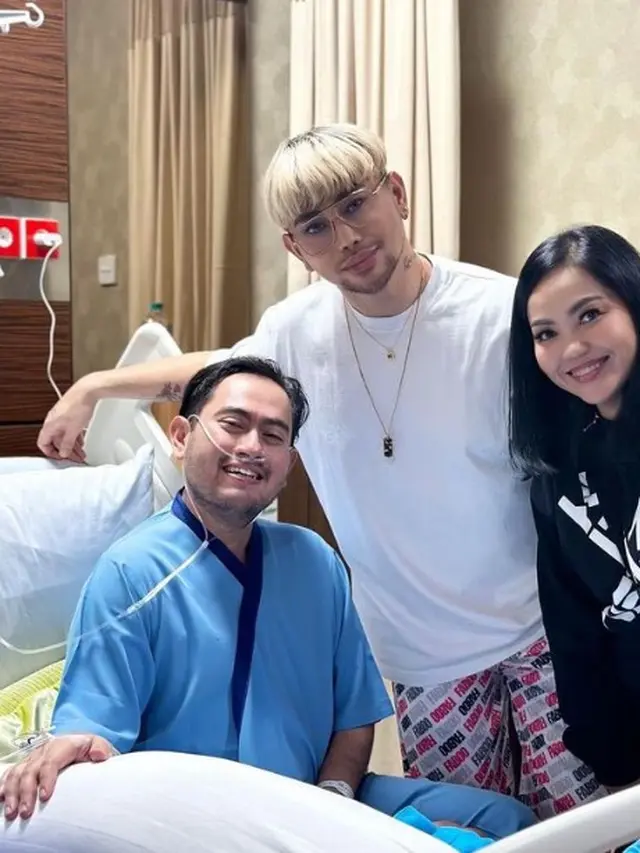 Nassar dijenguk teman artis (Instagram/kingnassar88)