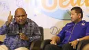 Bupati Lanny Jaya Befa Yigibalom dan Anggota DPR RI terpilih Fraksi Partai Nasdem Roberth Rouw menjadi pembicara dalam dialog Selasa di Jakarta Selasa (10/9/2019). Dialog mengusung Papua Bicara Papua: Dari Papua untuk NKRI mencari solusi masalah papua untuk keutuhan NKRI. (Liputan6.com/Angga Yuniar)