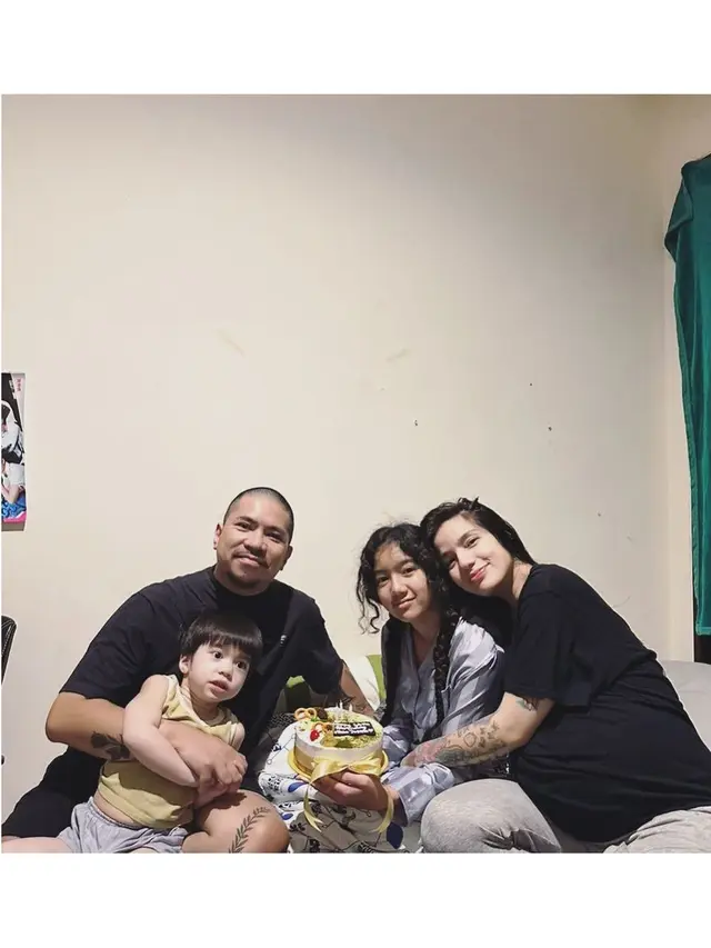 6 Potret Sheila Marcia Rayakan Ultah Leticia ke-14, Sederhana Bareng Dimas Akira