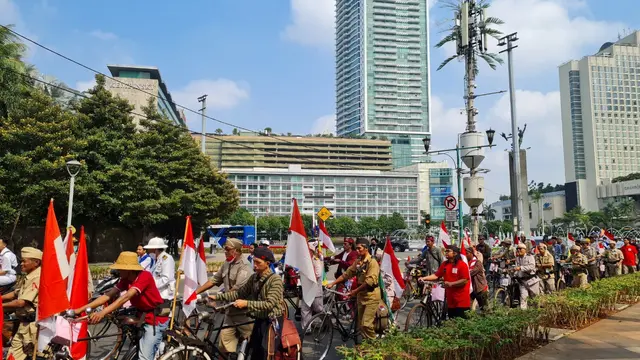 Parade Sepeda Ontel yang digelar Felicya Angelista lewat unit bisnisnya, Scarlett. (Foto: Dok. Koleksi Pribadi Felicya Angelista)