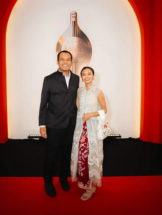 6 Gaya Couple Artis Hadiri Festival Film Indonesia 2023, dari Adipati-Canti Tachril hingga Angga Yunanda-Shenina Cinnamon