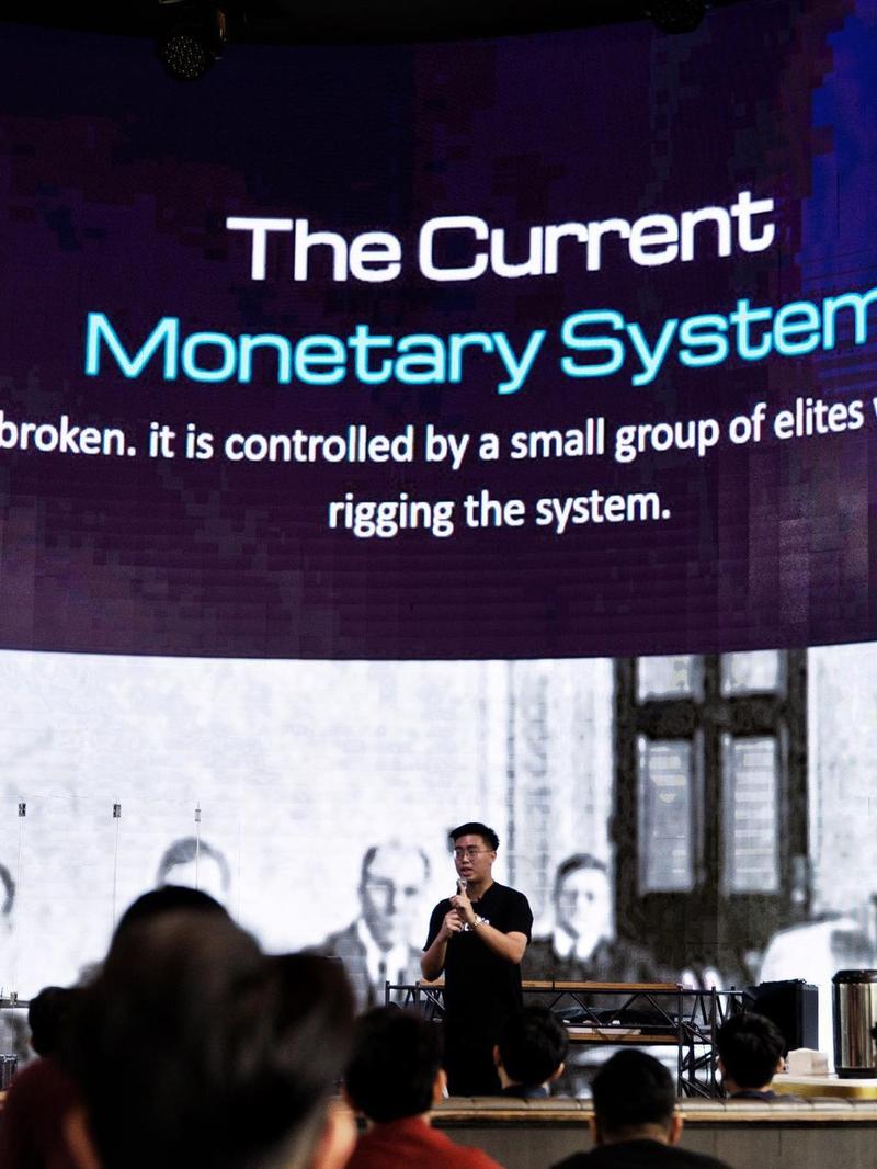 Timothy Ronald Bahas Soal Investasi Bertumbuh Saat Perkenalkan Platform  Edukasi Akademi Crypto