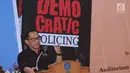 Kapolri, Jenderal Pol Tito Karnavian memberi kata pembuka peluncuran buku 'Democratic Policing' di Jakarta, Selasa (21/11). Diharapkan buku ini menjadi pegangan para pemikir Polri dan diterapkan di lapangan. (Liputan6.com/Helmi Fithriansyah)