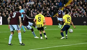 Liverpool Kepincut Bintang Anyar Aston Villa Ini?
