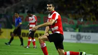 Pablo Rodriguez Aracil, mengusung ambisi tinggi di Torabika SC 2016 bersama Madura United. (Bola.com/Zulfirdaus Harahap)