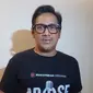 Andre Taulany kali ini menjadi bawahan Surya Insomnia di sitkom Apose.