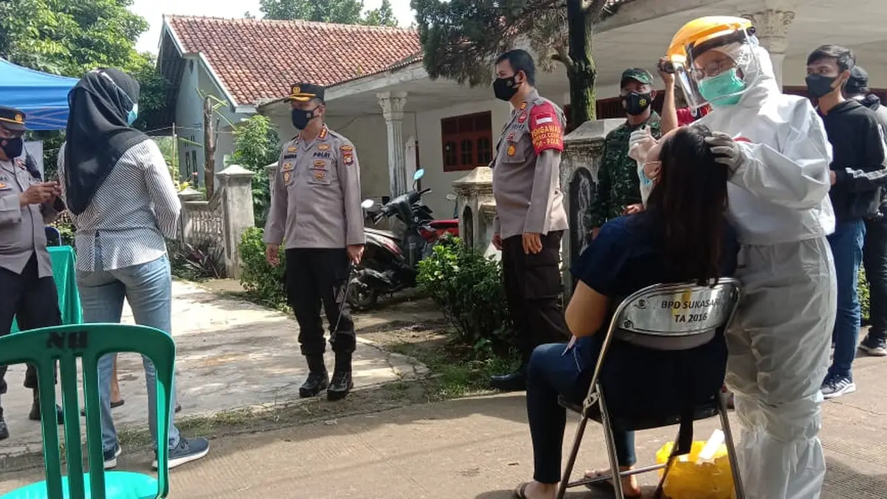 Ketua RT Sekeluarga Positif Covid-19, Ratusan Warga Langsung Tes Swab