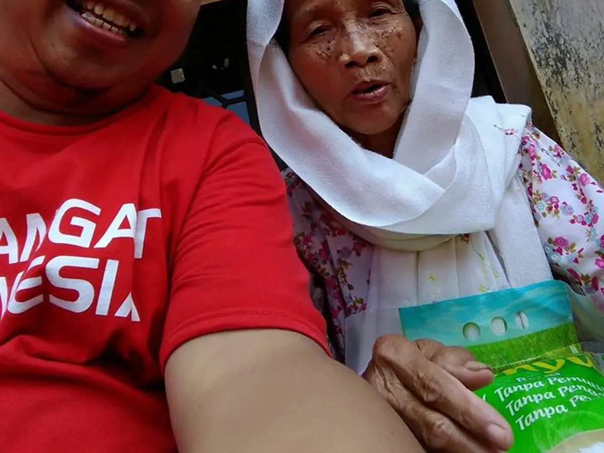 Pria 1000 Janda: Menafkahi Tidak Harus Menikahi! Ini Baru Laki - Lifestyle  Fimela.com