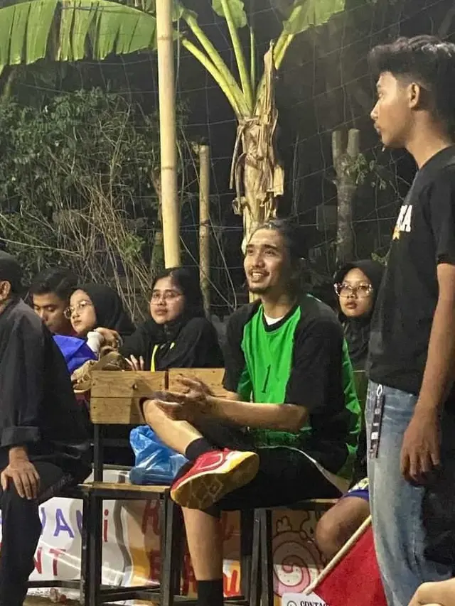 Duta Sheila On 7 Aktif Ikut Kegiatan Kampung