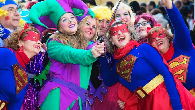 Model Baju Karnaval yang Unik