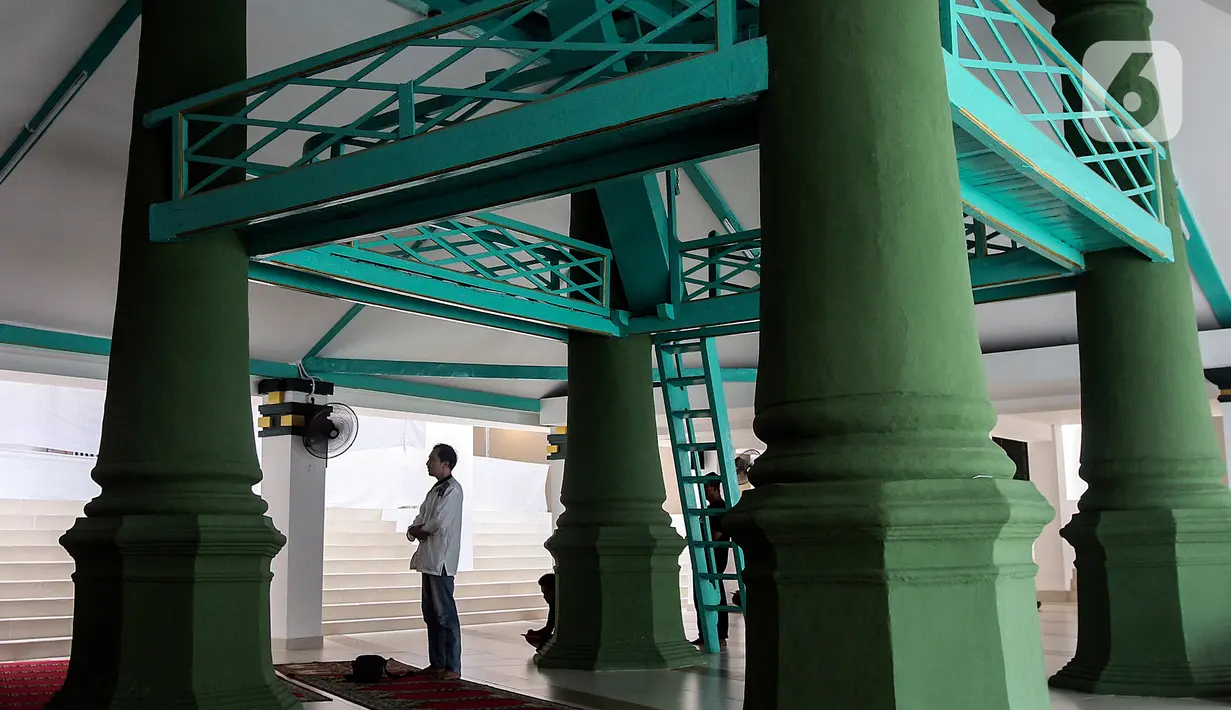 Masjid ini dibangun oleh Abdul Mihit atau Abdul Mukhit, putra Pangeran Cakrajaya dari Kerajaan Mataram Islam. (Liputan6.com/Johan Tallo)