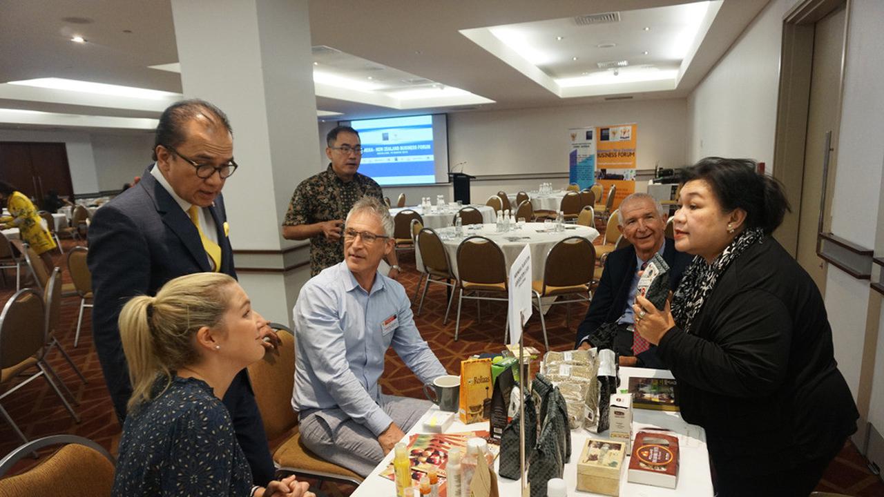 Duta Besar RI untuk Selandia Baru, Tantowi Yahya