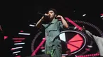Bastian mengawali karirnya saat mengikuti ajang kompetisi Idola Cilik 2. Bukan hanya saat manggung saja, akan tetapi gaya Bastian sehari-hari pun terkesan santai. (Liputan6.com/IG/@bastiansteel)