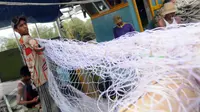 Ditpolairud Polda Jatim Amankan 61 ABK Tangkap Ikan dengan Jaring Trawl