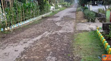 Citizen6, Malang: Jalan rusak di Kabupaten Malang, Kecamatan Kromengan. (Pengirim: Abdi Kurniawan)