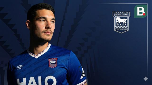 Elkan Baggott di Ipswich Town 2025/2026. (Bola.com/Hery Kurniawan)
